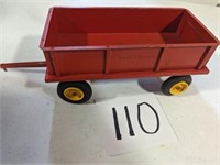 1/16 Scale Massey Harris Wagon