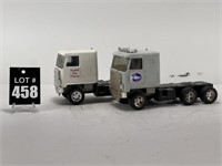 ERTL Kroger and Campbell Soup Semi Cabs
