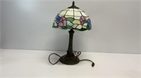 Tiffany style stained glass lamp 20’’ works, has