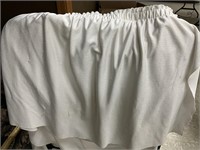 21’ snap drape table skirting