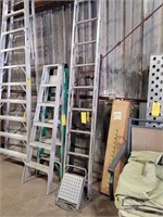 10' LADDER, WOOD LADDER, PAINT TRAYS