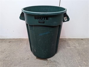 RUBBERMAID BRUTE WASTE CAN