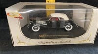 Diecast Signature 1937 cord 812 supercharged
