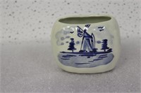 A Delft Container