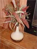 Cream & Metallic Vase w/ Arrangement