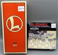 Lionel Banjo Signal 6-12709 and Road Signs 6-62180