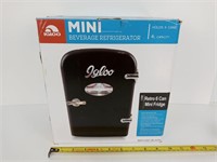 Igloo MIS129C Mini Fridge