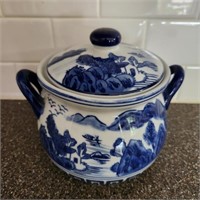 Chinoiserie Covered Jar