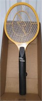 ELECTRONIC FLY SWATTER