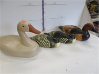 4 wooden ducks