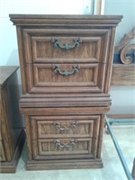 Pair Night Stands (26x24x16)