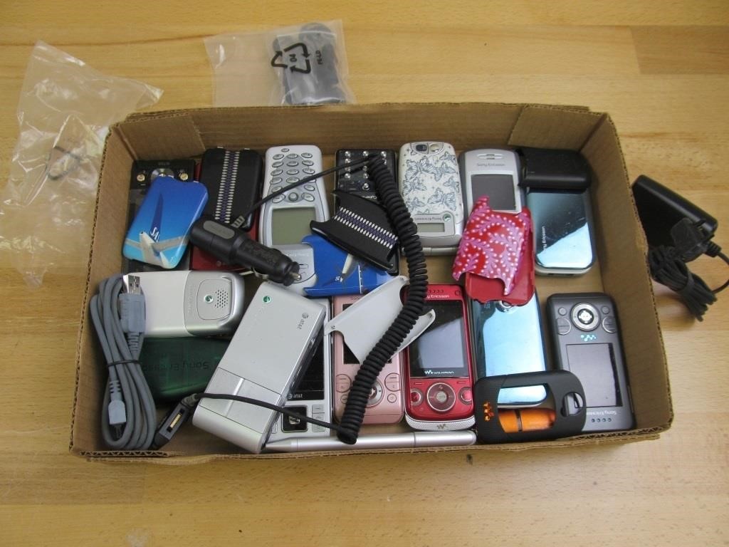 Lot of Ericson Phones Vintage Cell Phones