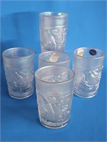 VTG IMPERIAL ROBIN FROSTY ICE WHITE CARNIVAL GLASS