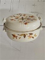 VTG HALL'S SUPERIOR CASSEROLE DISH WITH LID