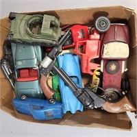 TIN & PLASTIC TOY PARTS LOT