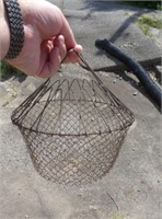 WIRE EGG BASKET