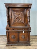 Carved Front Hunter's Cabinet - Wear