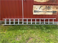 aluminum extension ladder