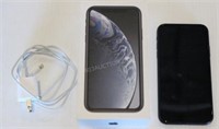 Apple iPhone XR 64GB - Powers on