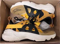 Nike Huarache Type Golden - BQ5102-700