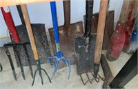 Lot Yard Tools: Rakes, Hoes, Post Hole Digger, etc