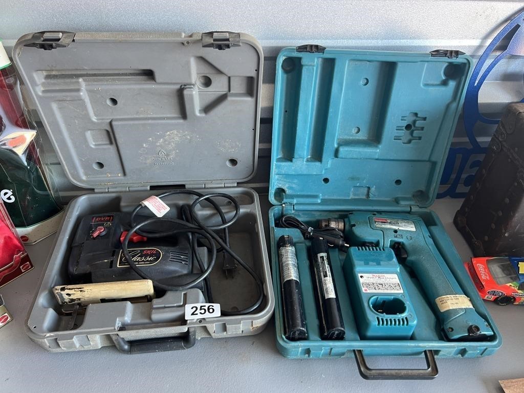 2 Tools/Jigsaw & Screw Gun in Box U234