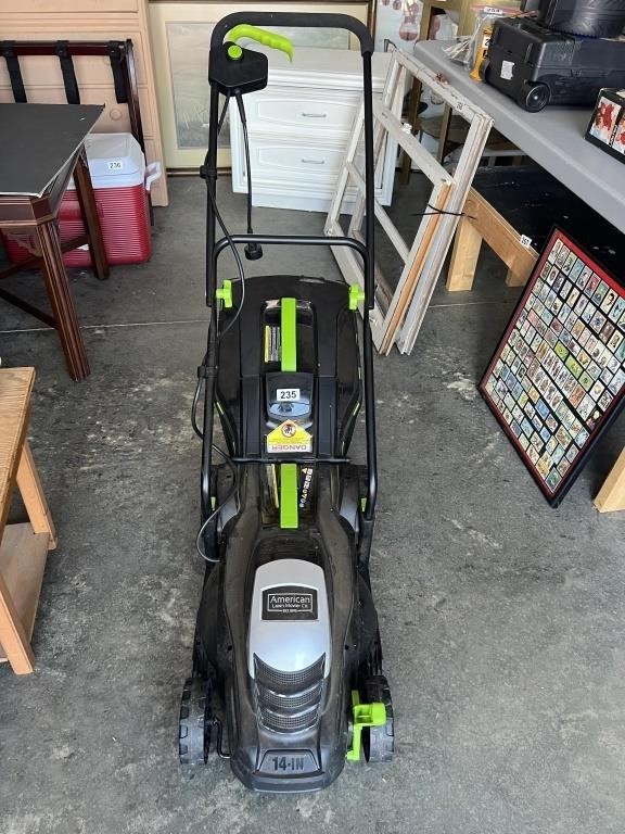 Electric Mower, Like New, with Bag U234