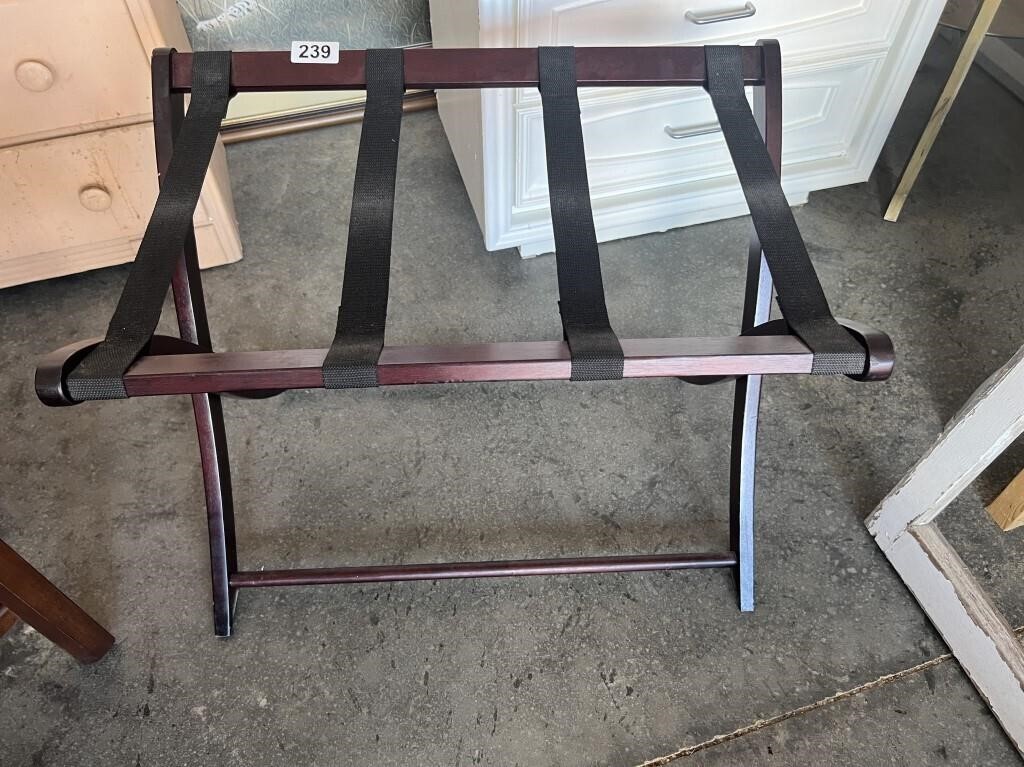 Hotel Luggage Stand U234