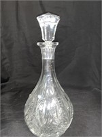 12 “ CRYSTAL DECANTER W/ STOPPER