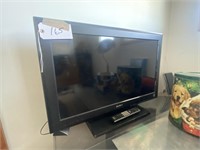 2 Sony Flat Screen TV’s