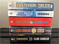 Lot of 5 Clive Cussler paperback books