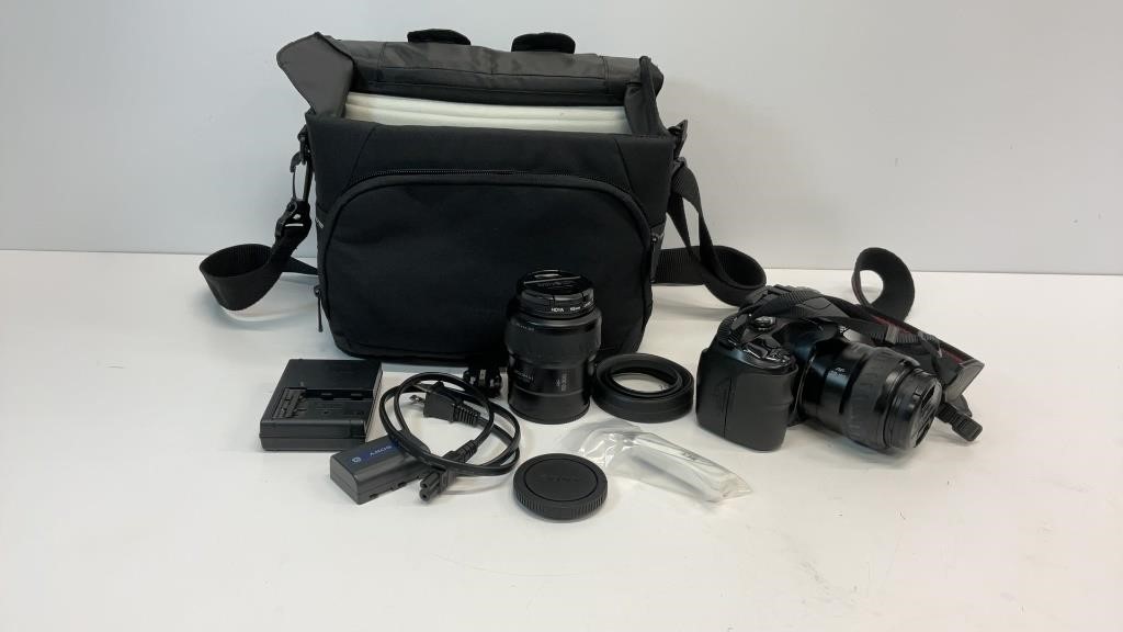 Sony digital camera model DSLR-A100 with extra