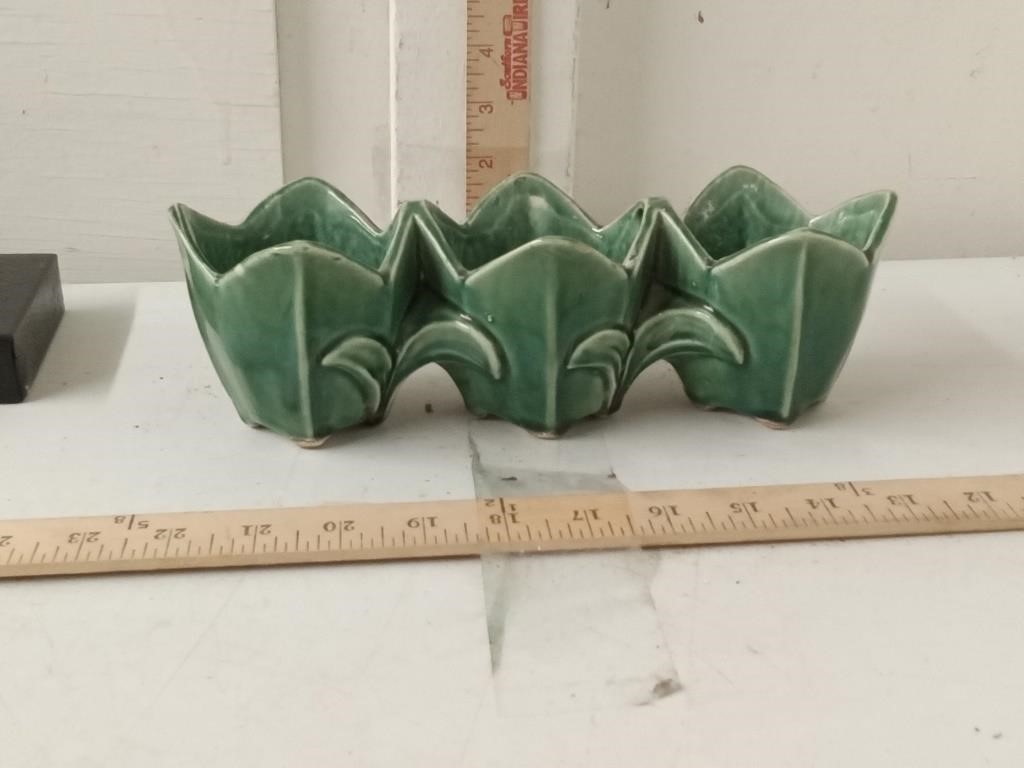 1940's MCCoy pottery 10" triple tulip planter