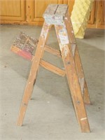 3ft. Wooden Step Ladder with 3 Steps