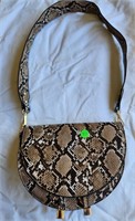 Snake pattern pocketbook