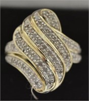 Diamond Ring in Ribbon Setting