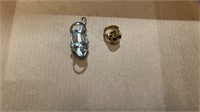 Alien ring and skull ring