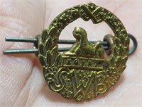 WWI SWB South Wales Borderers Shoulder Title Badge