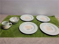(4) Plates, Bowl, & Cream Pitcher Made in Mexico