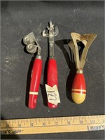 3 vintage kitchen utensils