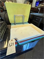*LOT*(18)COLOR-CODED POLY CUTTING BOARDS W/RACK