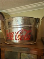 Coca cola tub with 7 cokes