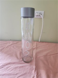 Glass voss water bottle 800ml