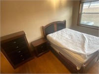 Full size bedroom set- all pictured