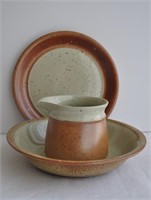 Sial Quebec Pottery set of 3 different pieces of