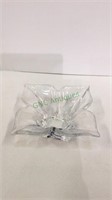 Mikasa crystal flower leaf square bowl