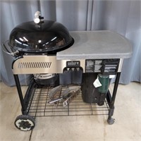 T1 Webber Grill Charcoal w/ignitor