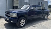 2009 CHEVROLET SILVERADO, 4 DOOR PICKUP