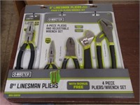 MASTER MECH 5 Pc, Pliers & Adjustable Wrench Set.
