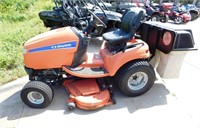 Simplicity Legacy Lawn Tractor